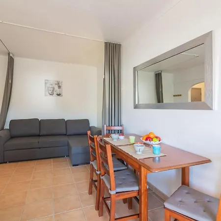 Vilamoura Cosy 2 With Pool By Homing Exterior photo