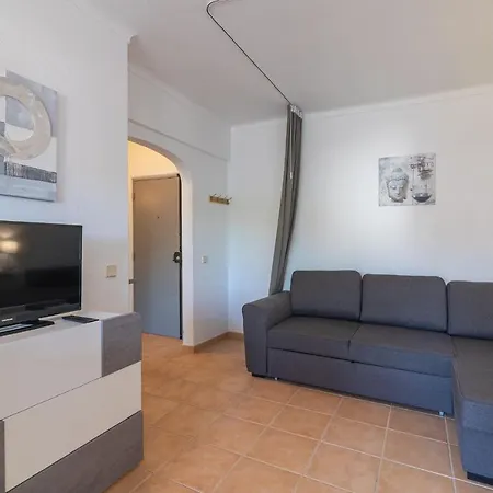 Vilamoura Cosy 2 With Pool By Homing Exterior photo
